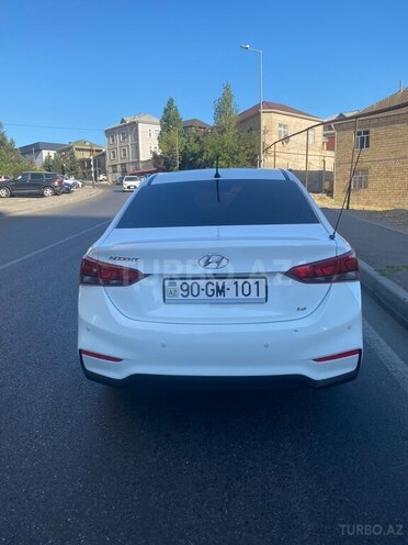 Hyundai Accent 2019, 250,000 km - 1.6 l - Bakı