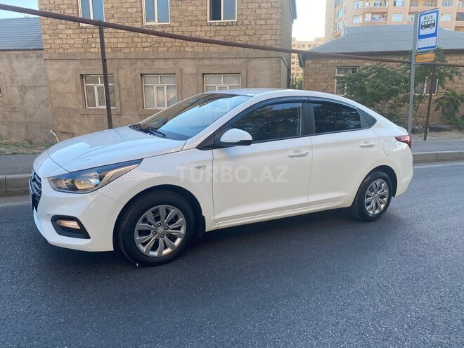 Hyundai Accent 2019, 250,000 km - 1.6 l - Bakı