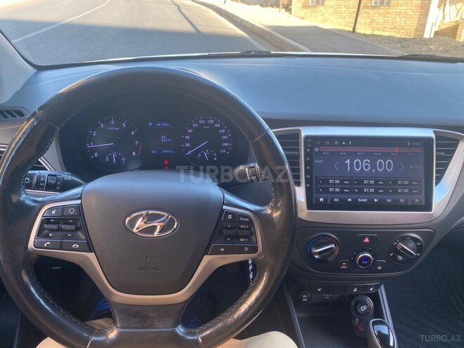 Hyundai Accent 2019, 250,000 km - 1.6 l - Bakı