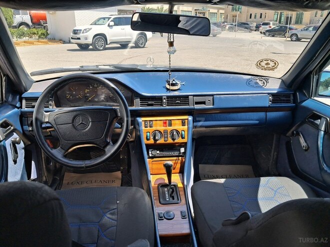Mercedes E 200 d 1993, 400,000 km - 2.0 л - Bakı