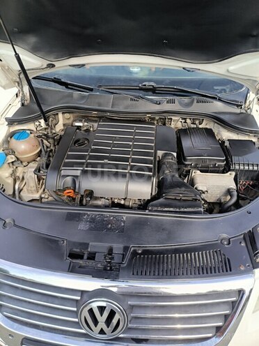 Volkswagen Passat 2005, 365,000 km - 2.0 l - Bakı
