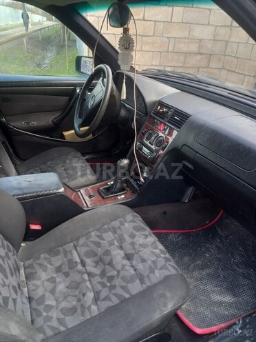 Mercedes C 200 1999, 455,000 km - 2.0 л - Sabirabad