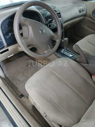 Nissan Maxima-6