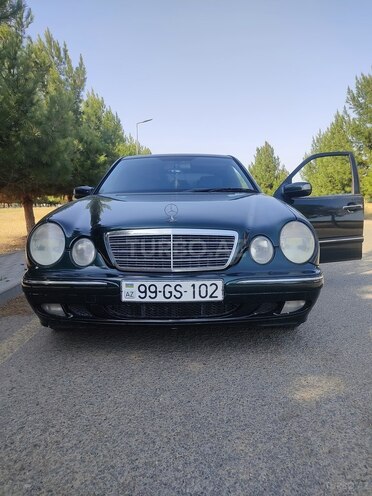 Mercedes E 220 d 2001, 334,819 km - 2.2 l - Masallı
