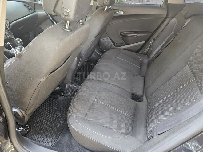 Opel Astra 2016, 232,700 km - 1.6 l - Bakı
