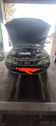 Opel Vectra 1996, 380,000 km - 2.0 l - Oğuz