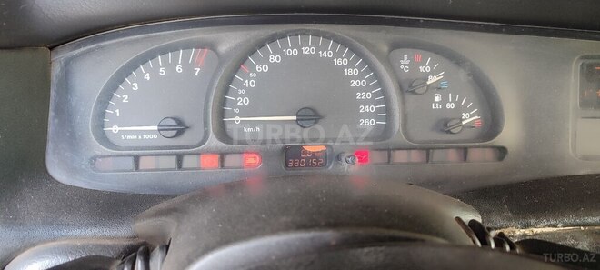 Opel Vectra 1996, 380,000 km - 2.0 l - Oğuz