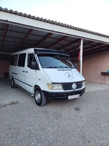 Mercedes Sprinter 208 1999, 280,280 km - 2.5 l - Tovuz