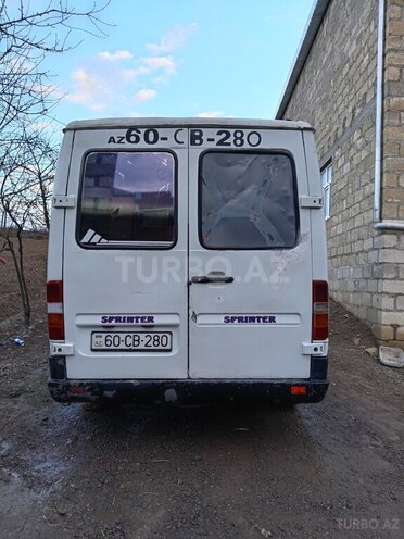 Mercedes Sprinter 208 1999, 280,280 km - 2.5 l - Tovuz