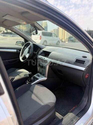 Opel Astra 2009, 310,000 km - 1.3 l - Bakı