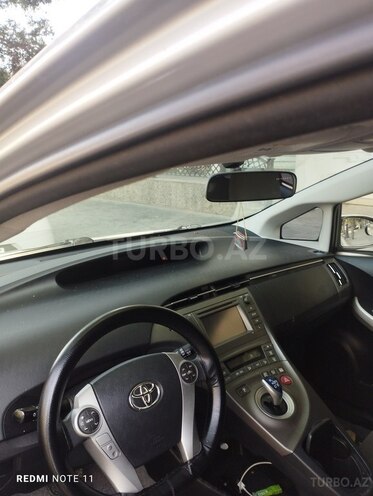 Toyota Prius 2015, 240,141 km - 1.8 л - Bakı