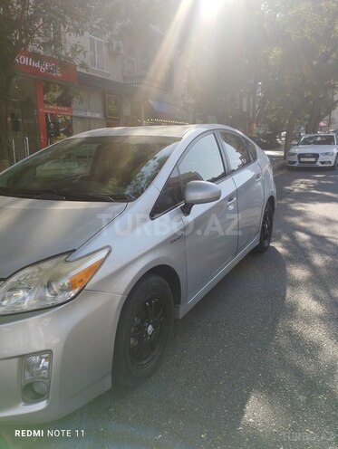 Toyota Prius 2015, 240,141 km - 1.8 л - Bakı