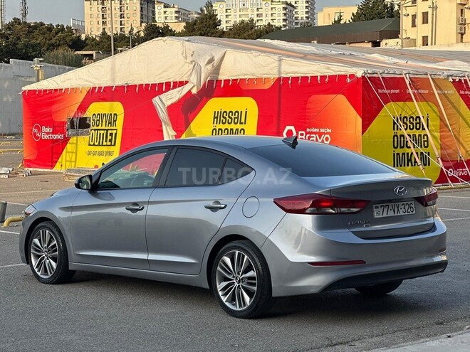Hyundai Elantra 2016, 110,000 km - 2.0 l - Bakı