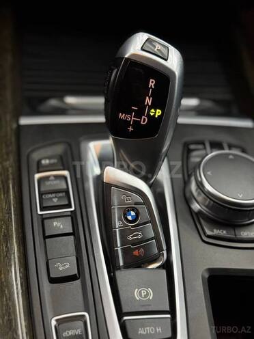 BMW X5 2018, 136,000 km - 2.0 l - Bakı