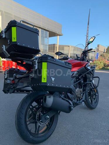 Voge 300 ds-2