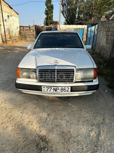 Mercedes E 220 d 1990, 360,000 km - 2.0 l - Bakı