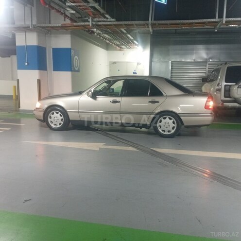 Mercedes C 220 1996, 427,000 km - 2.2 l - Bakı
