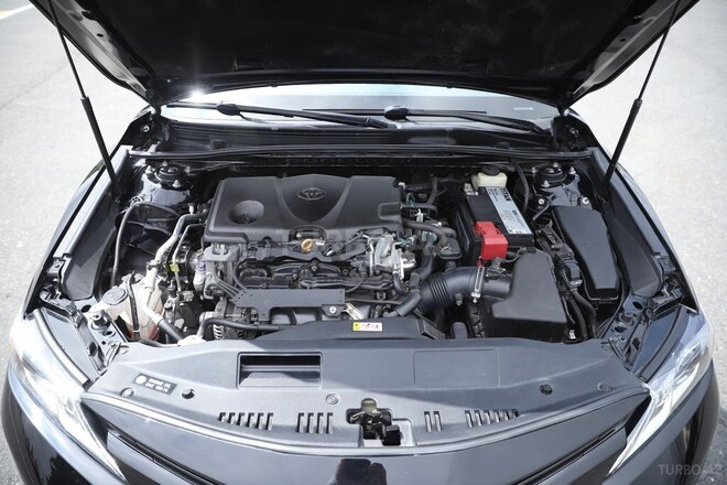 Toyota Camry 2017, 177,835 km - 2.5 l - Qax