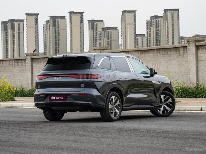 BYD Tang L-6