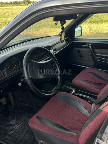 Mercedes 190 1991, 351,652 km - 2.0 l - Naxçıvan