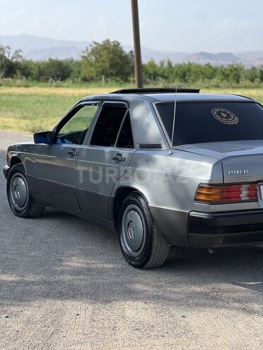 Mercedes 190 1991, 351,652 km - 2.0 l - Naxçıvan