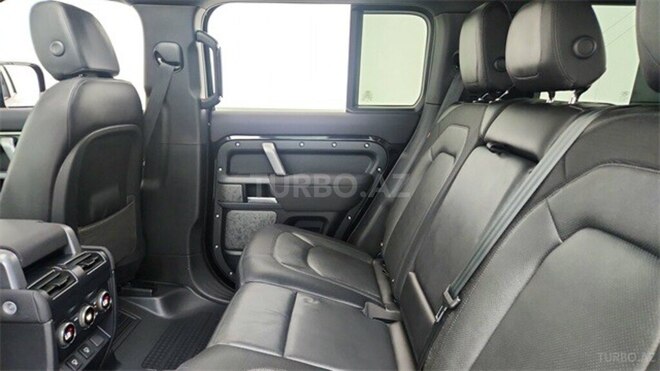 Land Rover Defender 2023, 33,251 km - 3.0 л - Bakı