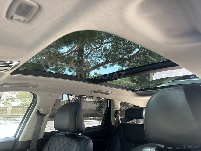 Hyundai Santa Fe-11