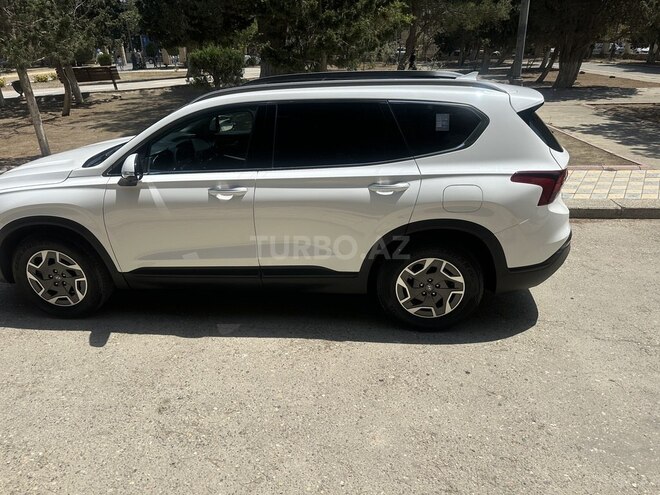 Hyundai Santa Fe-5