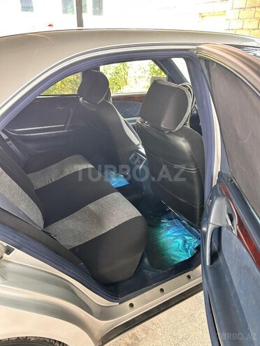 Mercedes E 200 1998, 320,000 km - 2.0 l - Bakı