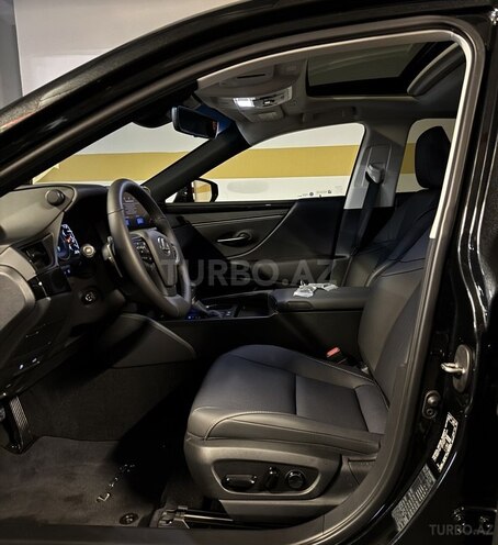 Lexus ES 300h 2025, 0 km - 2.5 l - Bakı
