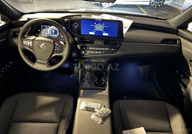 Lexus ES 300h 2025, 0 km - 2.5 l - Bakı