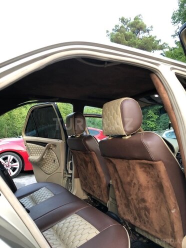 Mercedes C 240 1998, 350,000 km - 2.4 l - Qax