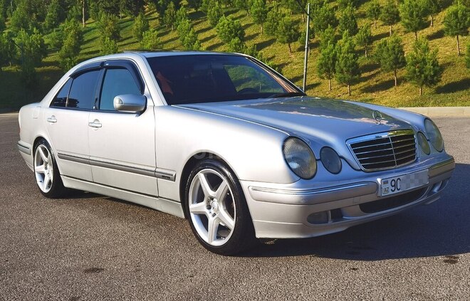 Mercedes E 200 2000, 430,000 km - 2.0 l - Bakı