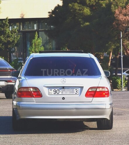 Mercedes E 200 2000, 430,000 km - 2.0 l - Bakı