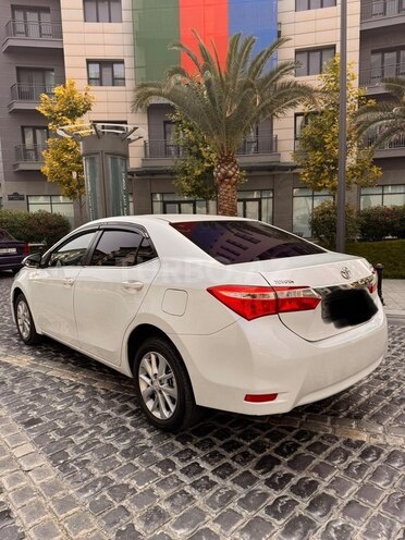 Toyota Corolla 2013, 270,000 km - 1.6 l - Bakı
