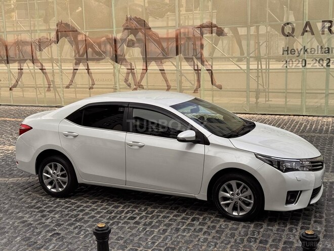 Toyota Corolla 2013, 270,000 km - 1.6 l - Bakı
