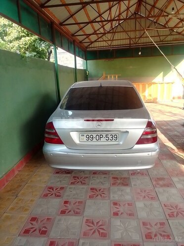 Mercedes E 270 2004, 456,323 km - 2.7 l - Bərdə