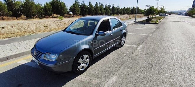 Volkswagen Jetta 2004, 215,525 km - 2.0 l - Bakı