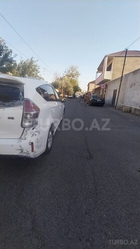 Toyota Prius V 2015, 131,000 km - 1.8 l - Bakı