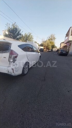 Toyota Prius V 2015, 131,000 km - 1.8 l - Bakı