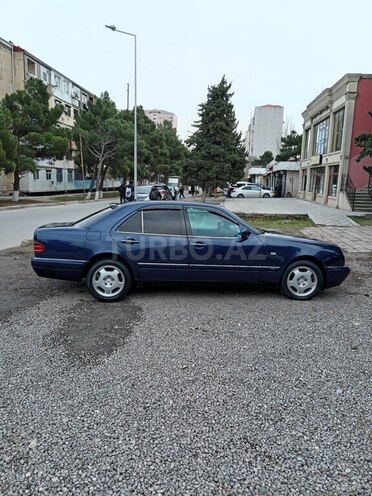 Mercedes E 200 1998, 550,000 km - 2.0 l - Sumqayıt
