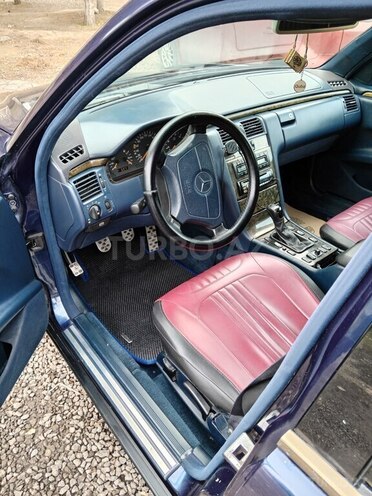 Mercedes E 200 1998, 550,000 km - 2.0 l - Sumqayıt