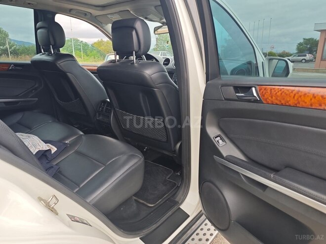 Mercedes ML 350 4MATIC-14
