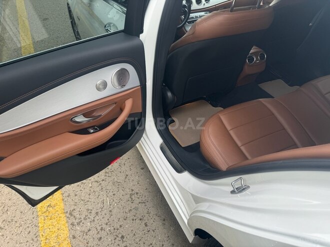 Mercedes E 300 e 2021, 99,000 km - 2.0 l - Bakı
