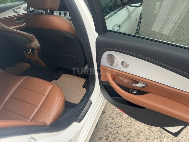 Mercedes E 300 e 2021, 99,000 km - 2.0 l - Bakı