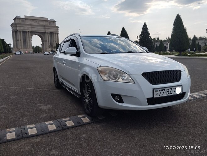Kia  2009, 200,690 km - 1.4 l - Gəncə