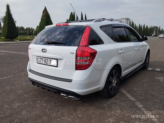 Kia  2009, 200,690 km - 1.4 l - Gəncə