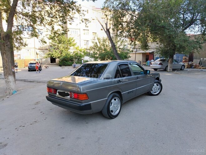 Mercedes 190 1992, 225,566 km - 2.3 l - Bakı