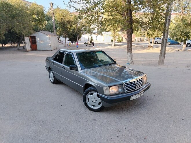 Mercedes 190 1992, 225,566 km - 2.3 l - Bakı