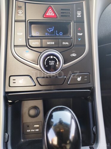 Hyundai Avante 2014, 186,000 km - 1.6 l - Cəlilabad